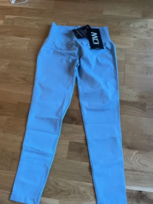 Iciw tights - Helt nya iciw tights. Säljs pga fel storlek! 