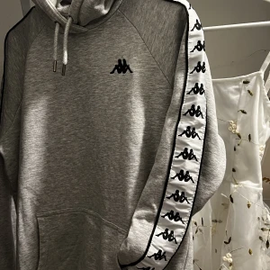 Hoddie - Kappa hoddie i strl S