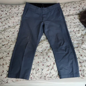 Obey straggler byxor - Obey byxor som i princip är i nyskick. Har haft de några år men har knappt använt de och nu passar de inte.