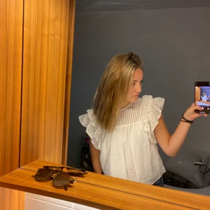 Blouse - Blouse från other stories i storlek S, samma skick som nyköpt!