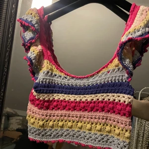 Zara topp - Stickad topp från zara knappt använd!