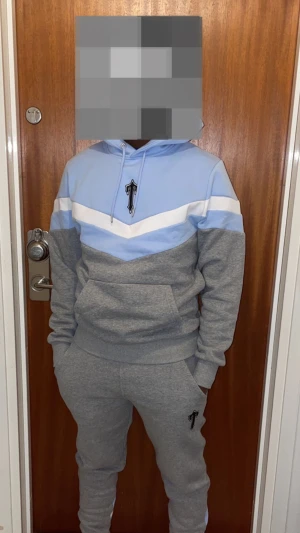 Trapstar - Storlek s 1500 kr 