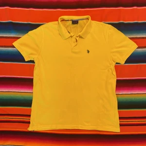 Polo T-shirt - CONDITION: Mint 