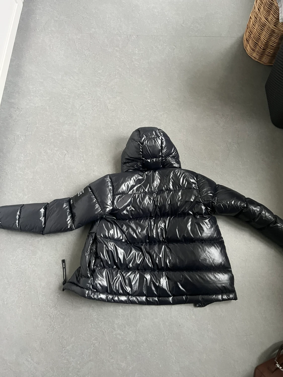 PEAK PERFORMANCE MOMENT DOWN HIGH GLOSS JACKA - 90