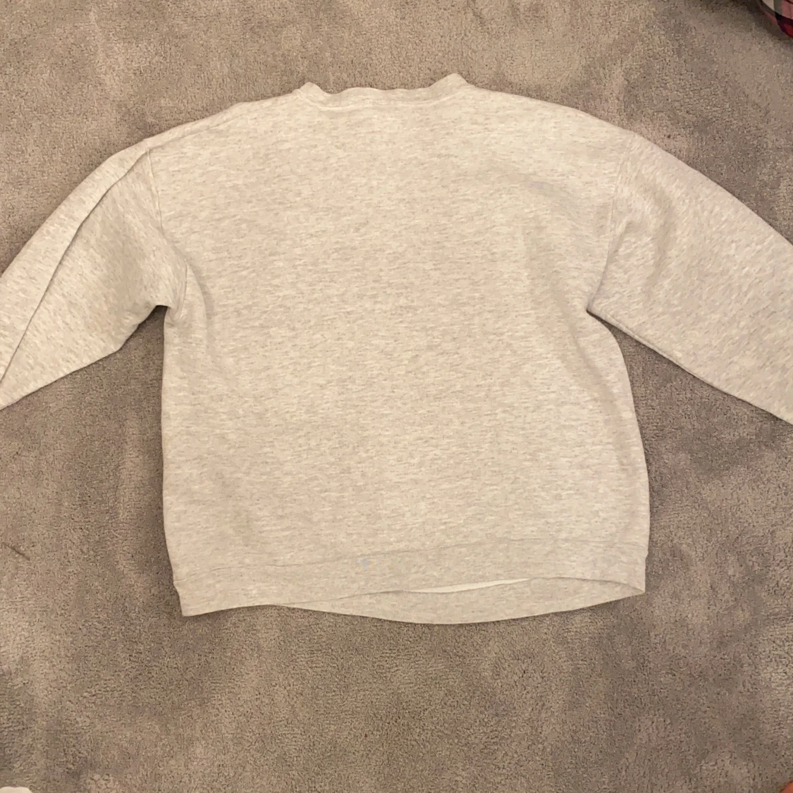 Grå Sweatshirt med tryck - 90