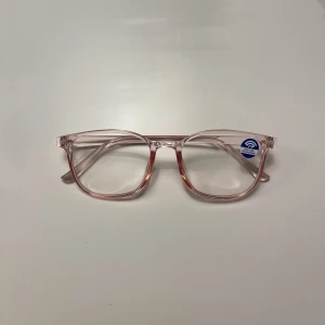 Pink glaze blåljusglasögon  - Snygga blåljusglasögon för ett reducerat pris, alltid oanvända💙
