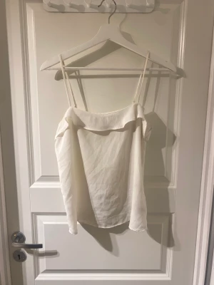 Linne - Fint vitt linne från H&M💞 (Köparen står för frakten)