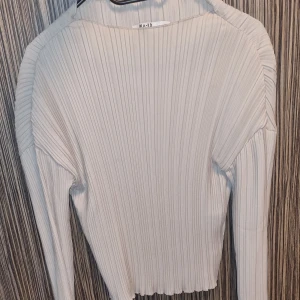 Topp nakd - Topp från NAKD strl small. Amvänd ca 2 gånger 