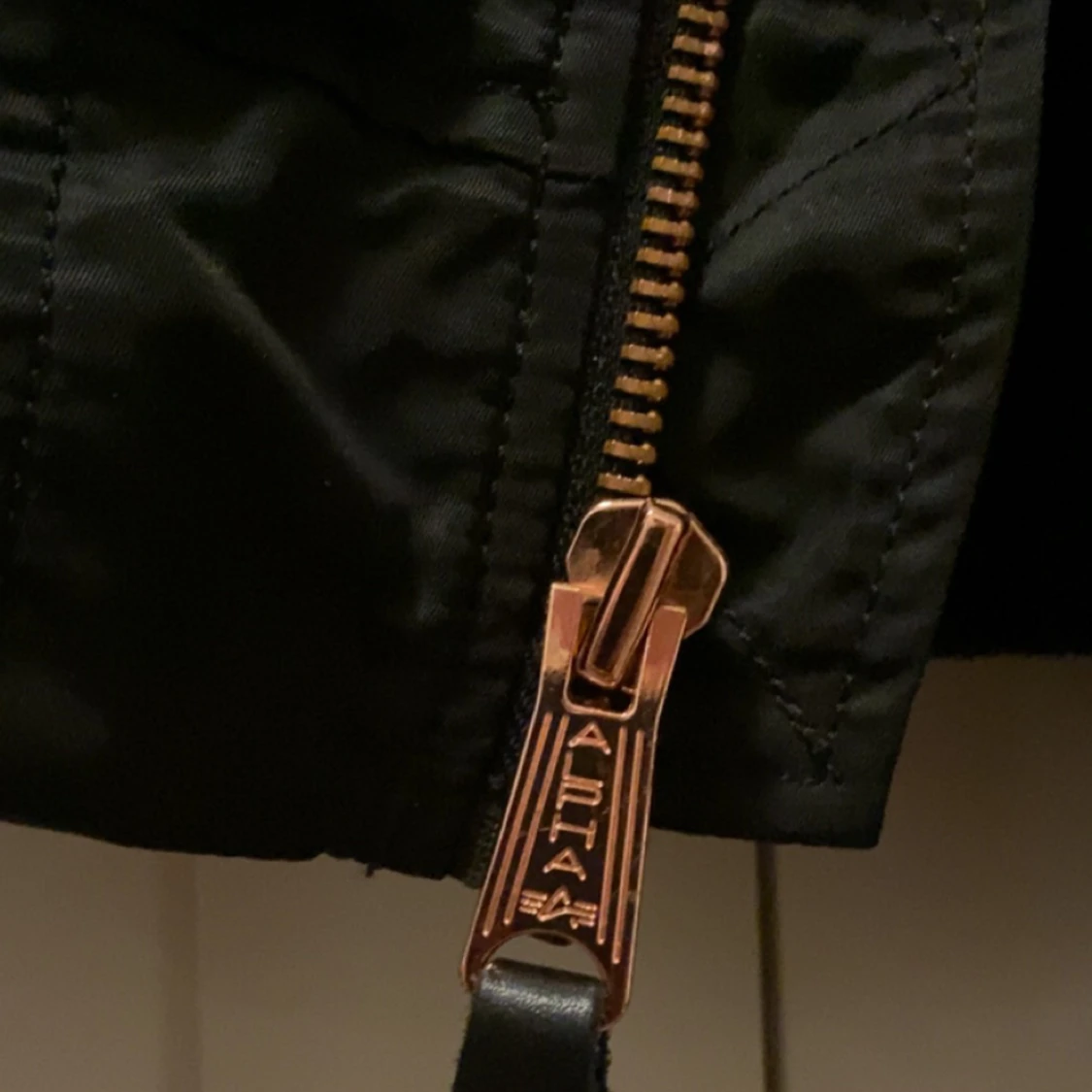 Alpha industries jacka  - 90