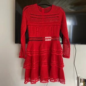 Linn Ahlborg klänning - En oanvänd klänning från Linn ahlborgs kollektion x NAKD. Storlek 38!