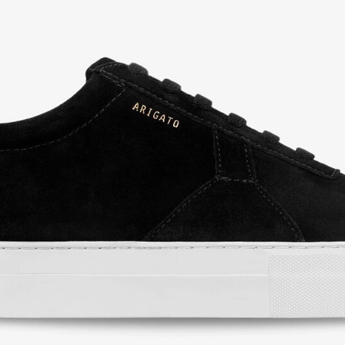Axel Arigato Suede