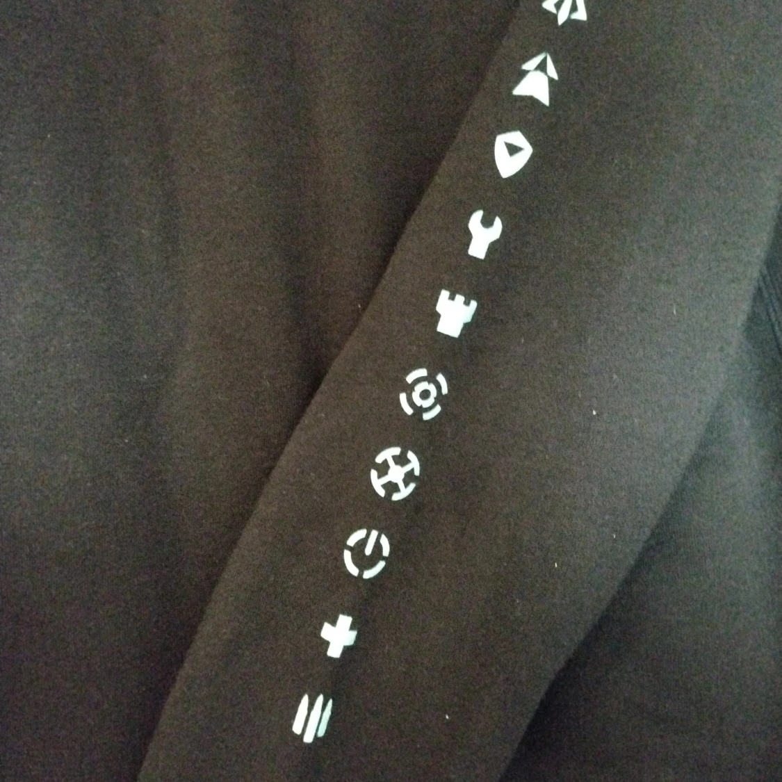 WD_Black Battlefield 2024 Hoodie - 90