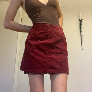 Kjol  - Fin kjol med fickor i Manchester 