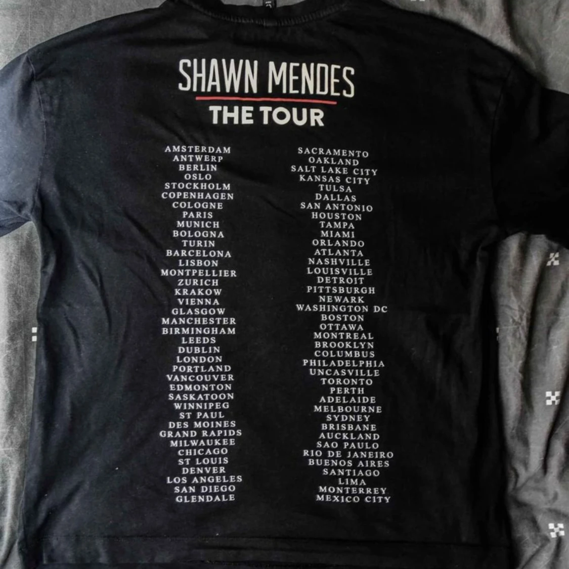 Shawn Mendes svart blus - 90