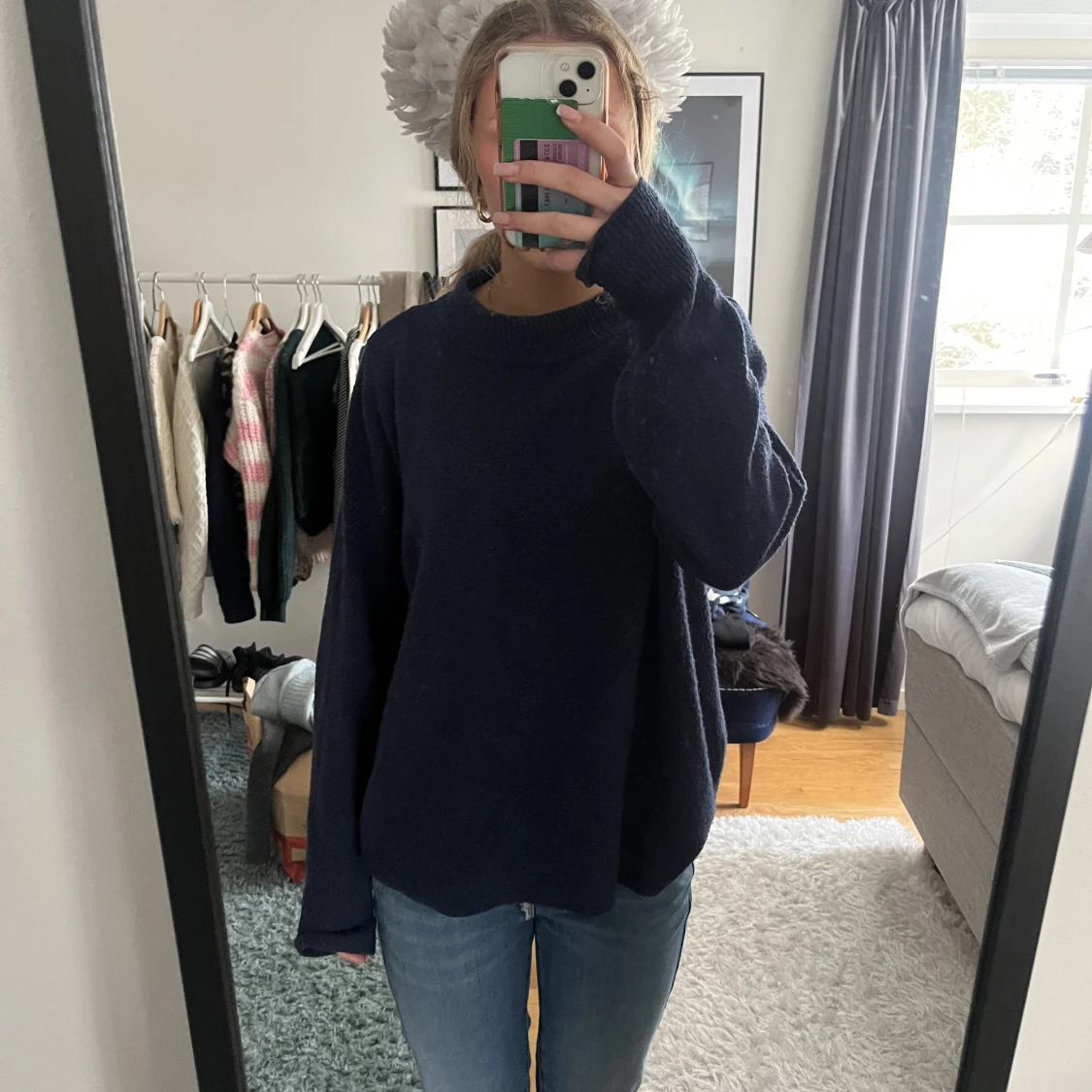 Mörkblå stickad tröja  - 90
