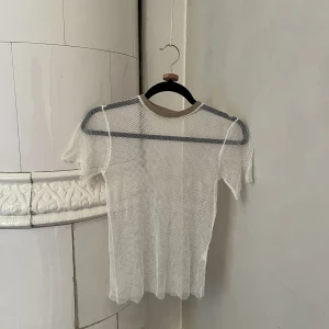 Nättröja - Cool nättröja. Strl Xs/S. Använt skick.