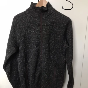 Tröja - Fint skick. 