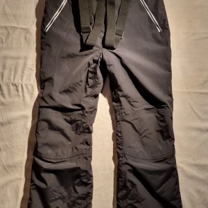 Everst skidbyxa - Skidbyxa, Everest, slim fit strlk 170 cl, fint skick.