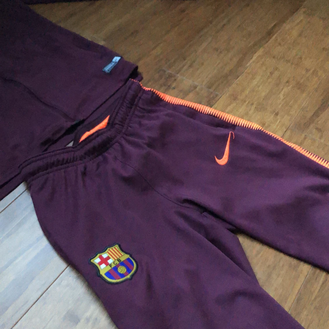 Barca dress barn  - 90