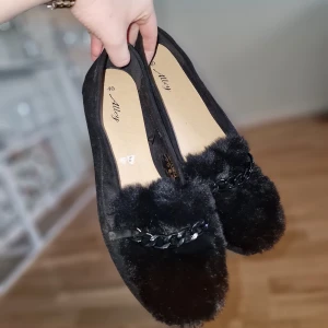 Fluff tofflor - Super fina och mysiga tofflor, använda en gång