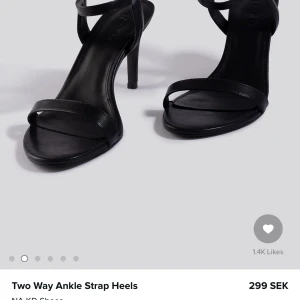 SÖKER!!! - Söker denna klack från NA-KD i storlek 37! 