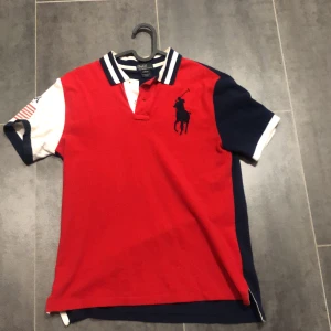 Polo Ralph lauren tröja!!! - Säljer polo Ralph lauren tröja!!! Har bara haft på mig den tre gånger, är därför i helt bra skick!