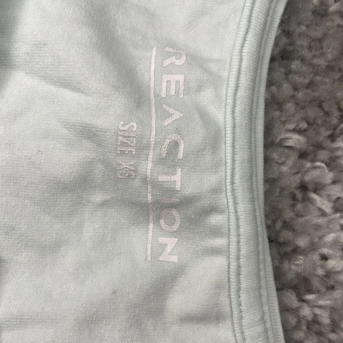 Ett Linne i färg ljusblå. - 91