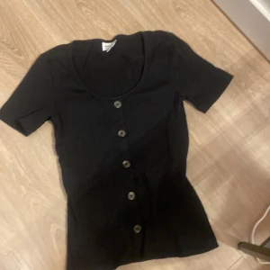 En tröja - En tröja som ej andvänds❤️