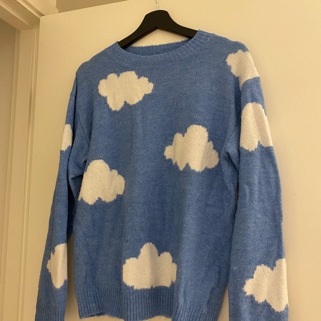 Stickad tröja ifårn Lindex