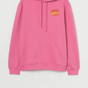 Hoodie  - Säljer en likadan Använd 3gånger  St M Skicak ett meddelande för fler bilder på den Köptes för 350 i butik