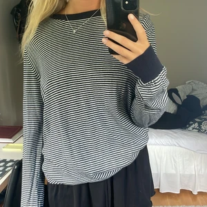 Tröja - Randig tröja som jag aldrig använt💗💗