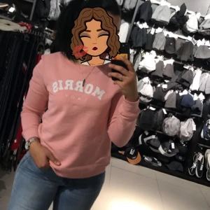 Morris tröja  - Morris tröja storlek s men passar även en M, använd endast två gånger 