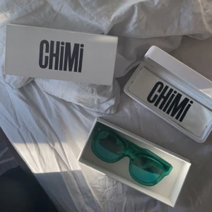 Chimi solglasögon  - Säljer dessa från Chimi ❤️ Superfina och knappt använda!! Perfekta för vår och sommaren!! Gratis frakt 