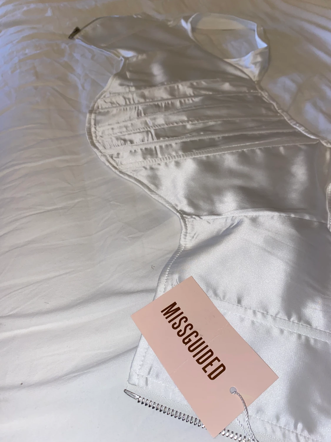 Linne i satin, strl S - 90