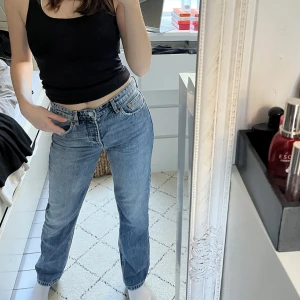 Perfekta Jeans - Dessa är gamla jeans från zara, som sitter som en smäck 😙🙌🥰❤️‍🔥🤠