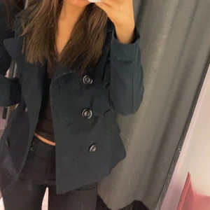 Kappa - Den absolut finaste mörkblåa kappan, inga defekter som i nyskick