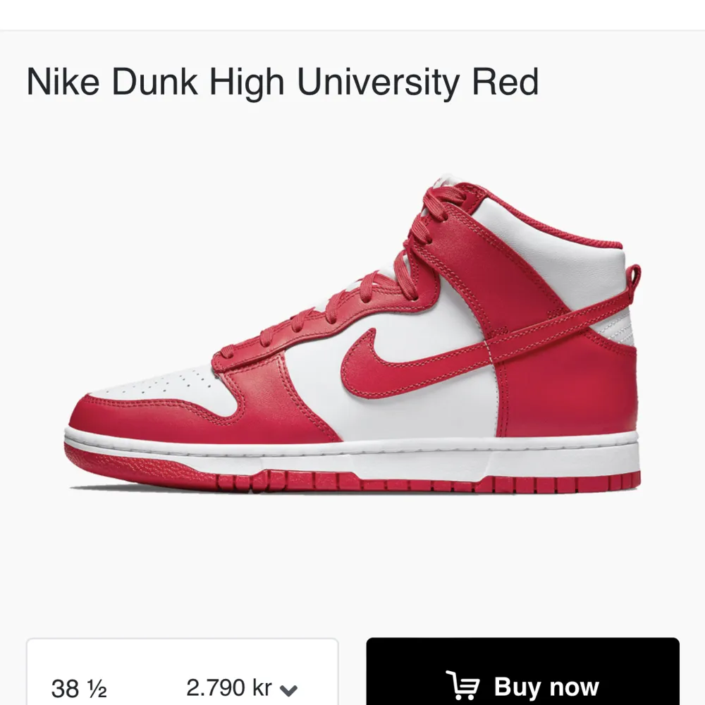 Nike Dunk High University Red. Knappt använda . Skor.