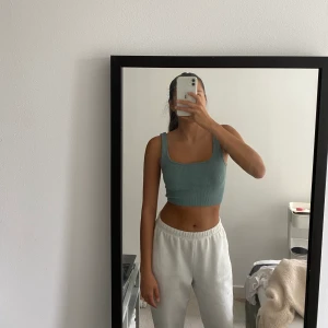 Zara topp S - Stretchig och mjuk. Bra skick!