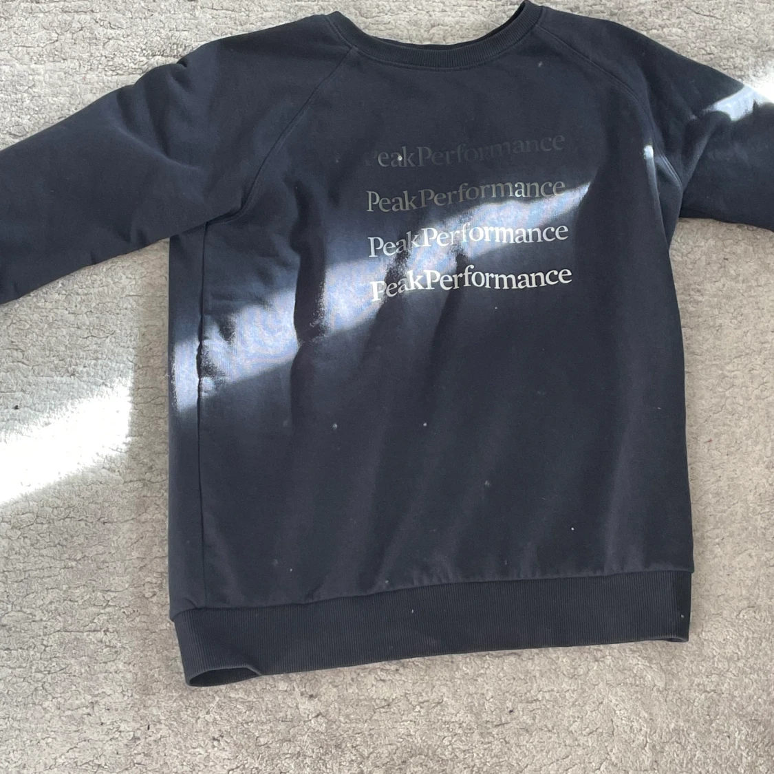 Peak performance tröja