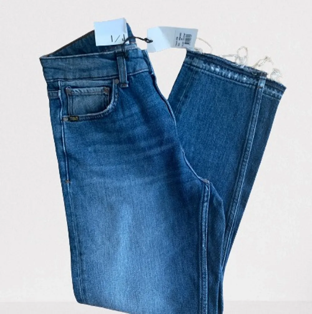 New with tags Tiger of Sweden Jeans  W27 L30. Original Price 1399kr. Jeans & Byxor.