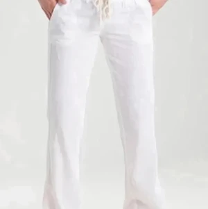 Roxy linnebyxor - Intressekoll på dessa då jag har ett par helt nya i både S och M