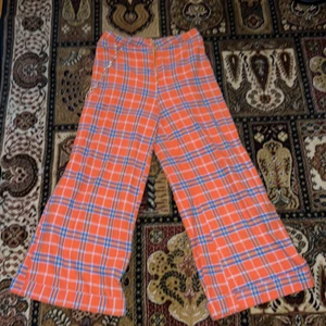 The ragged priset  - Använda några få gånger, men för små, bra skick :) 