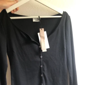 Topp - Söt topp från nakd. Helt ny med prislapp kvar! Frakten ingår i priset👍🏼💕