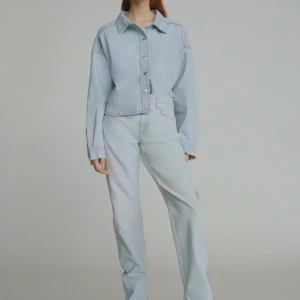 Zara jeans - I strl 38 nyskick knappt använda frakt står köparen för