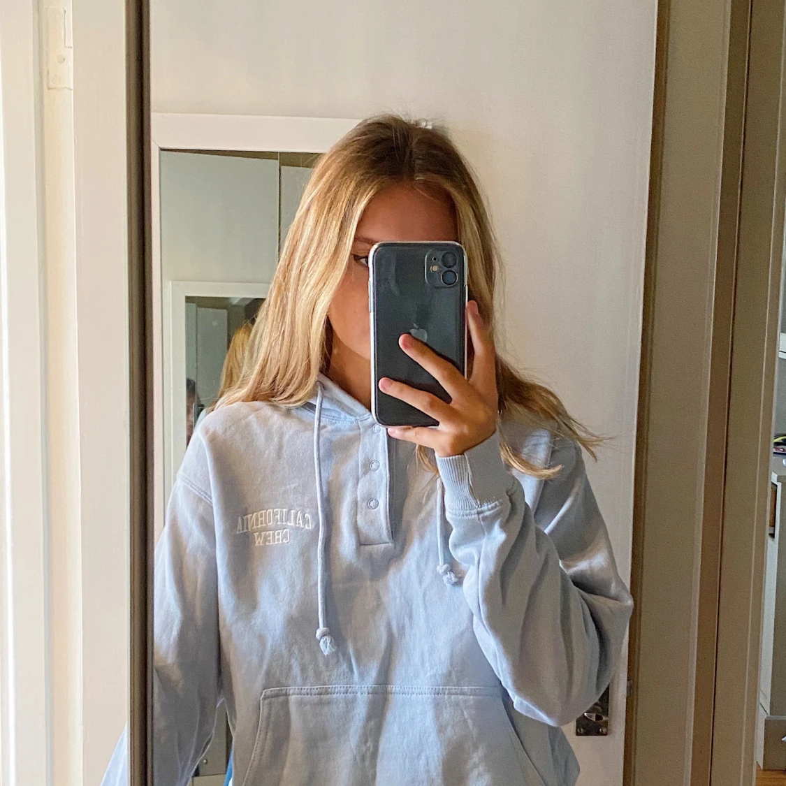 Ljusblå hoodie - 90