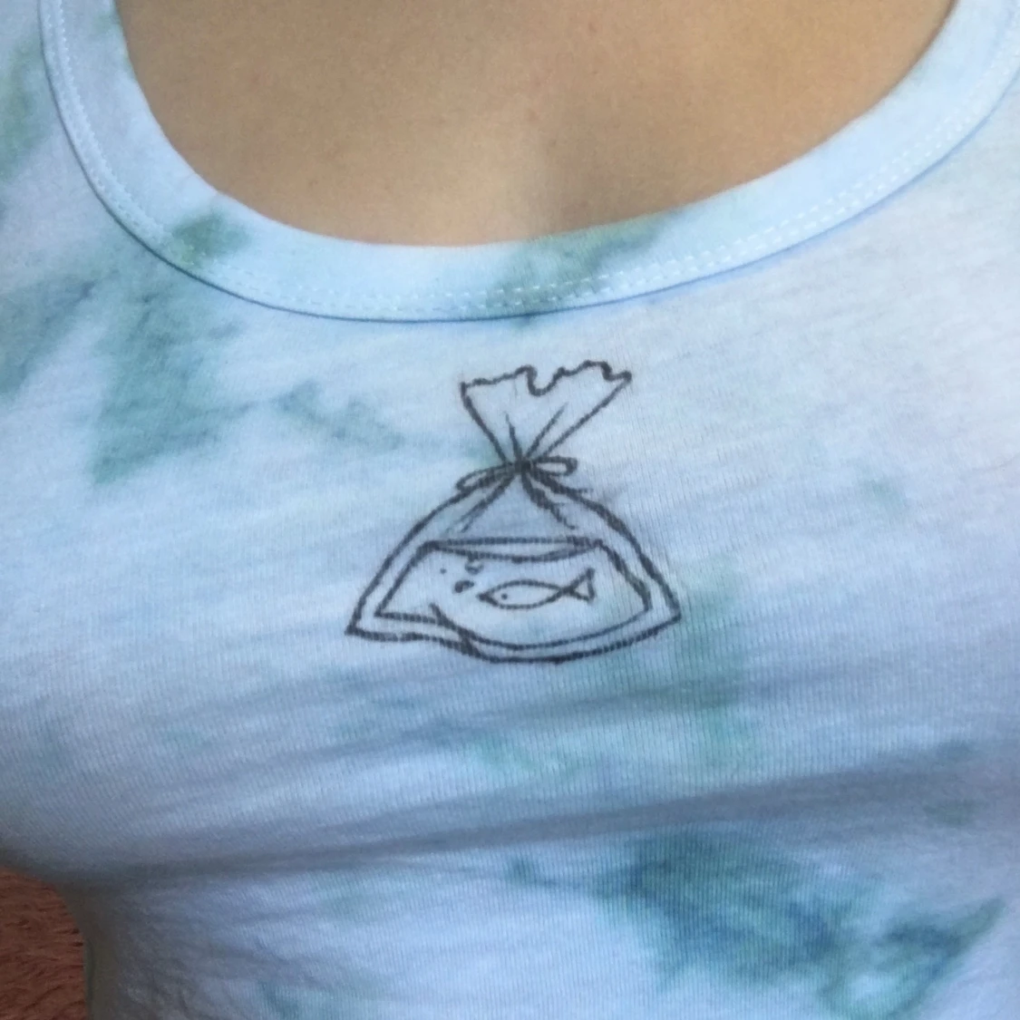 Tie Dye linne med fisk✨🐠 - 90