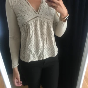 Blus Odd Molly - Blus från Odd Molly i storlek 1. 