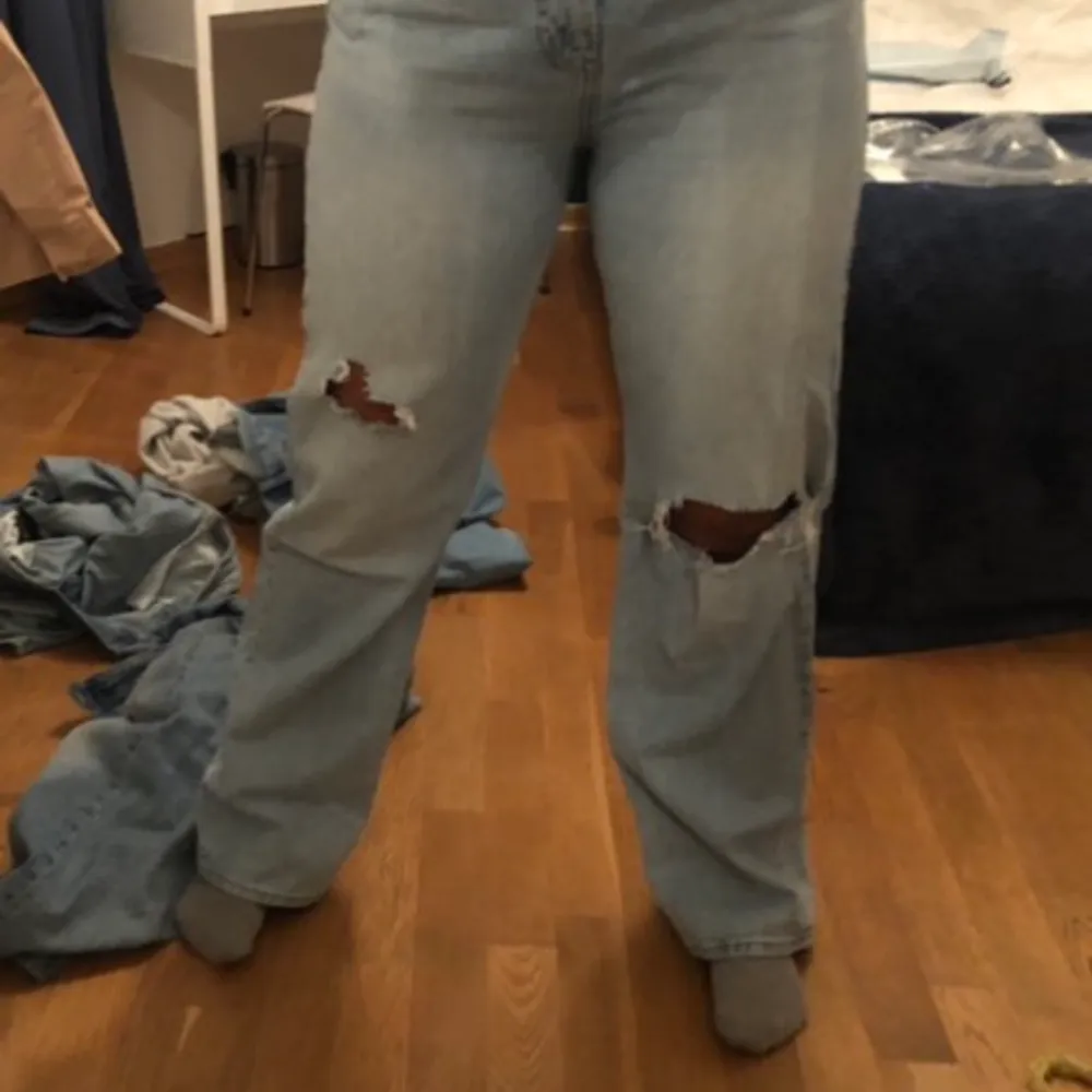 Så snygga och slutsålda jeans från junkyard!!🦋. Jeans & Byxor.