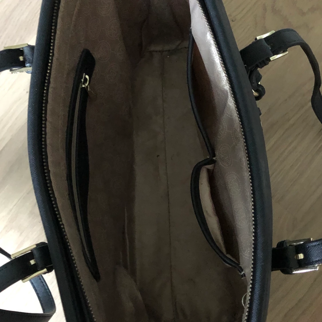 Michael kors väska  - 91