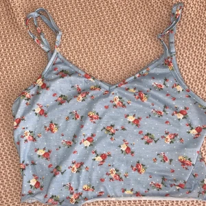 Top från shein - En gullig top från shein 